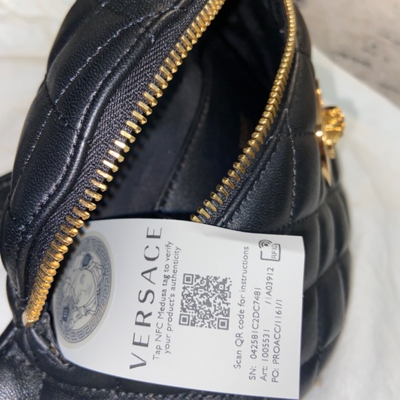 Versace Quilted Black leather Fanny pack - Picture 3 of 5